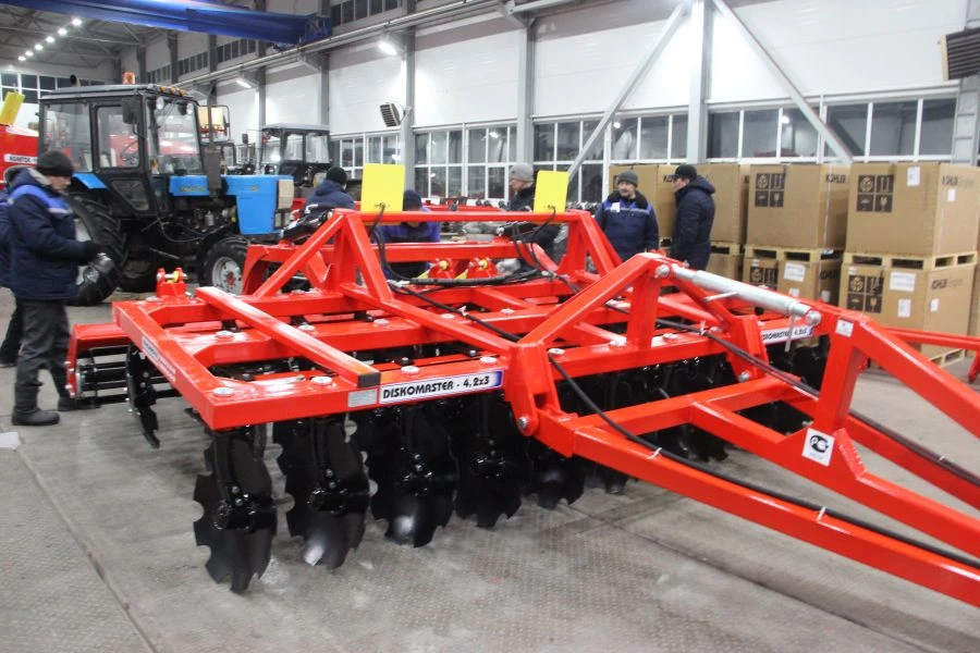 مجموعة معالجة التربة القرصية "Diskomaster-4.2x3