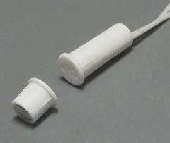 Magnetic Contact Security Sensor IO 102-15/2