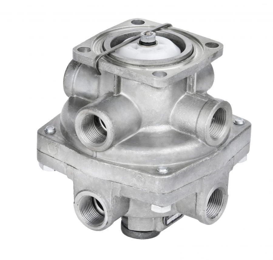Two-Section Brake Valve for Vehicle Control 100-3514010-10