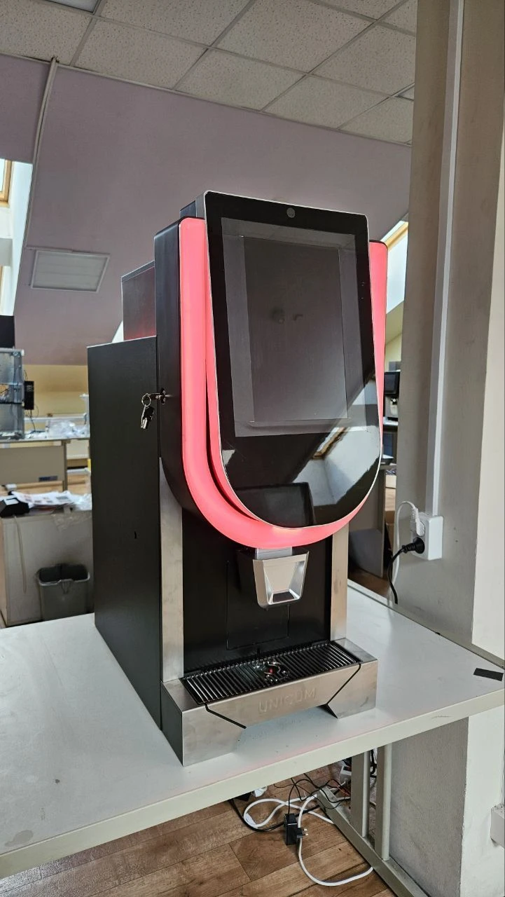 RUNERO PROFESSIONAL Beverage Vending Machine