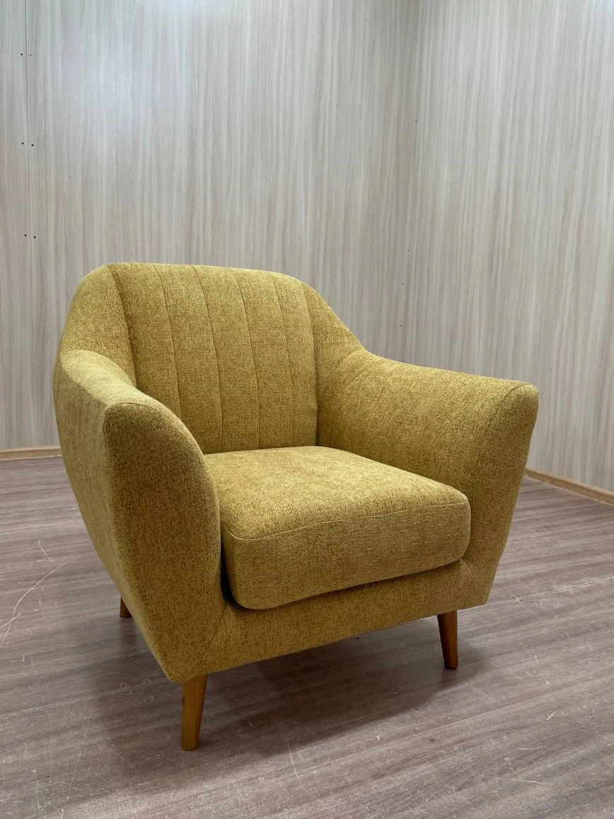 Cosmo Armchair - Modern Minimalist Design