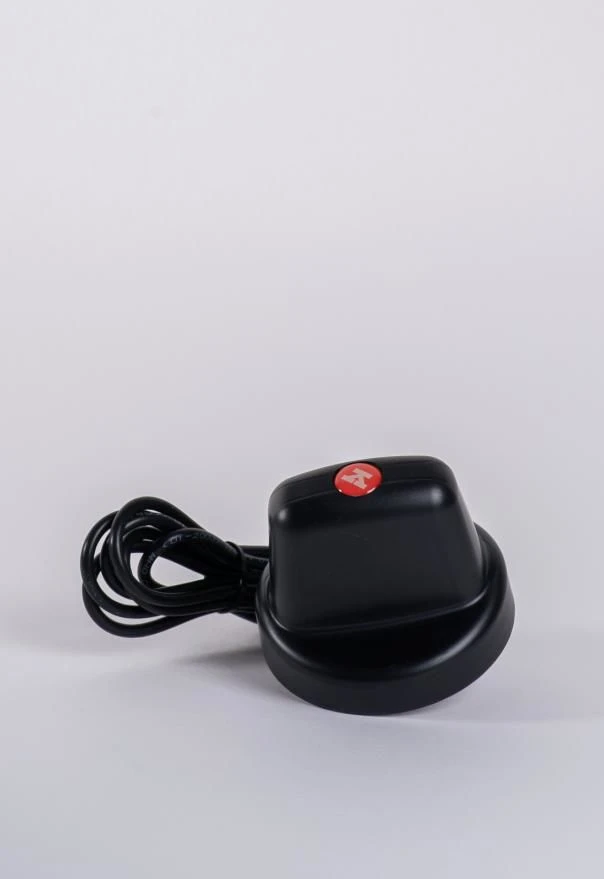 هوائي MC 1163 F على اللوحة