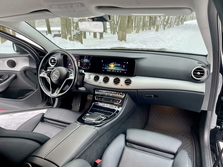 Versatile Transport Vehicle - MB E 200