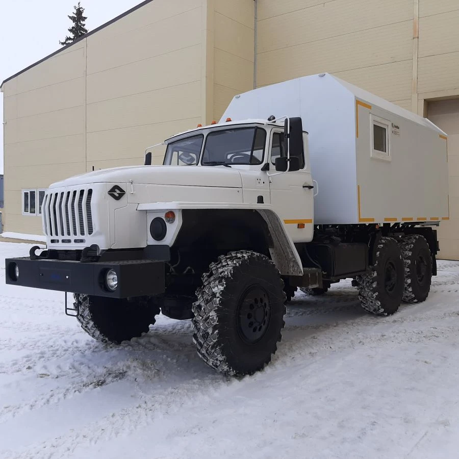 Cargo-Passenger Workshop Vehicle Ural 4320 Model 676111