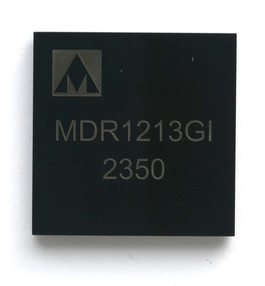 المتحكم الدقيق 32 بت مع واجهة إيثرنت K1986VE1GI