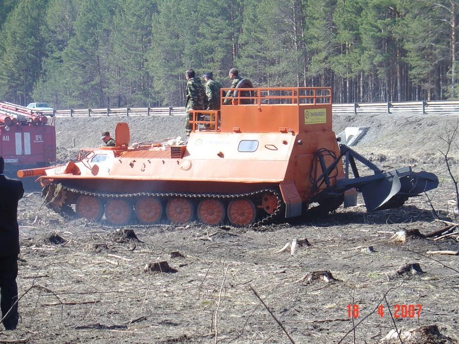 All-Terrain Snow and Marsh Vehicle SGT-LP