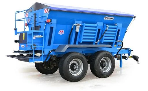 Multifunctional Trailed Distributor URM-10