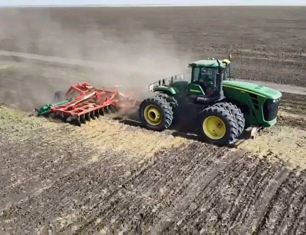 محراث قرصي مطور "دياس" BDM-9x4PK-SKS