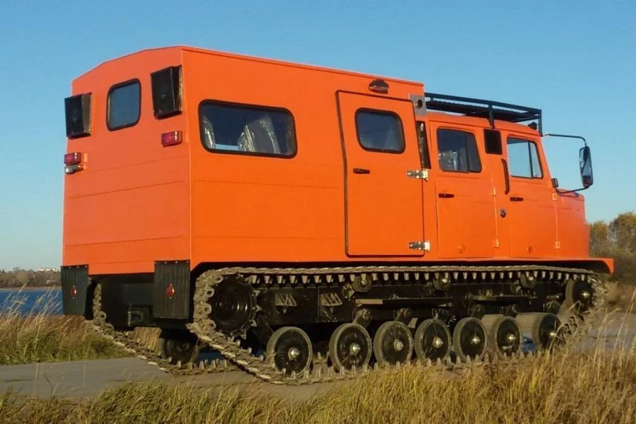 Snow and Swamp Crawler Vehicle STM-1993.40 "Yenisei