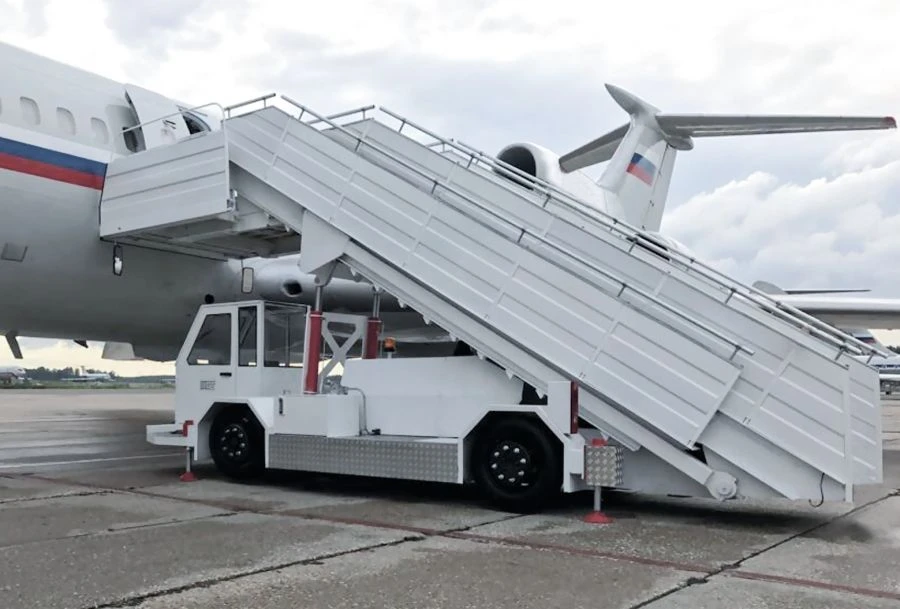 Self-Propelled Airport Stairs ATрС-01