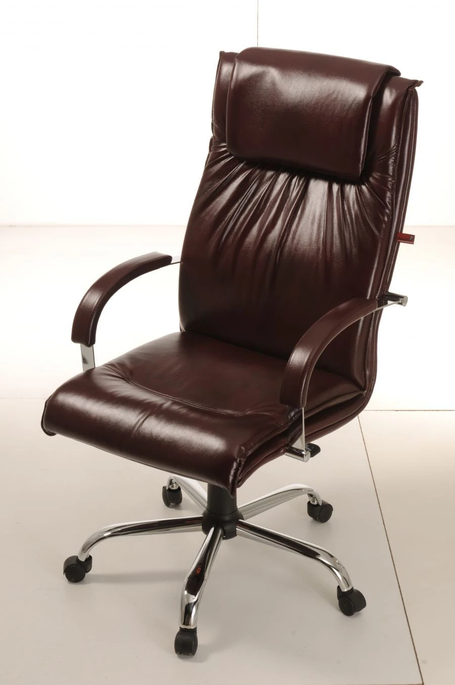 Comfortable Artex Chair for Home and Office Use