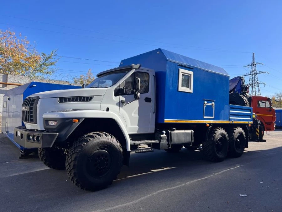 مركبة ورشة متنقلة مع رافعة - نماذج ANT من 1.8 إلى 12