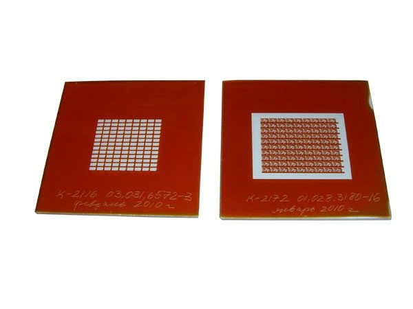 قالب صور معدني للدوائر المطبوعة 44x50 مم