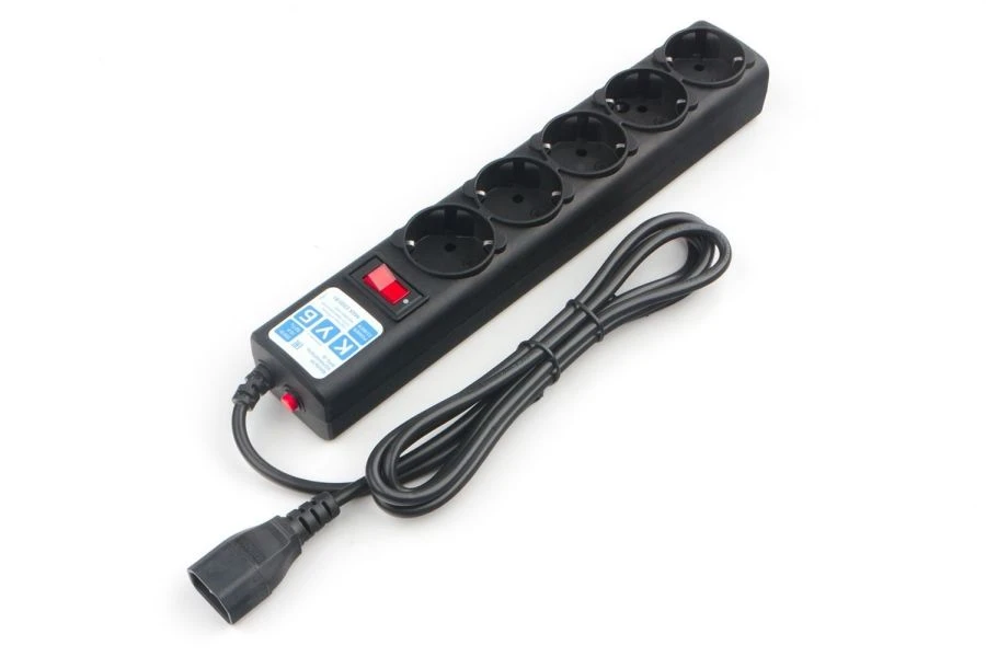 Power Cube 3.0m Extension Filter for UPS (C14) - 5 Sockets, Black