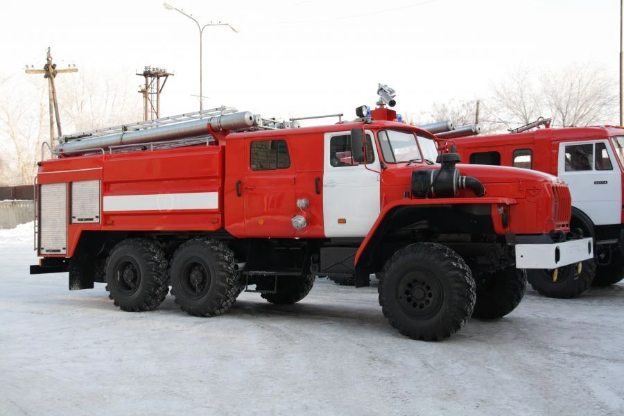 Fire Truck Tanker AC-(4.0-6.0)-(40-60) (5557)