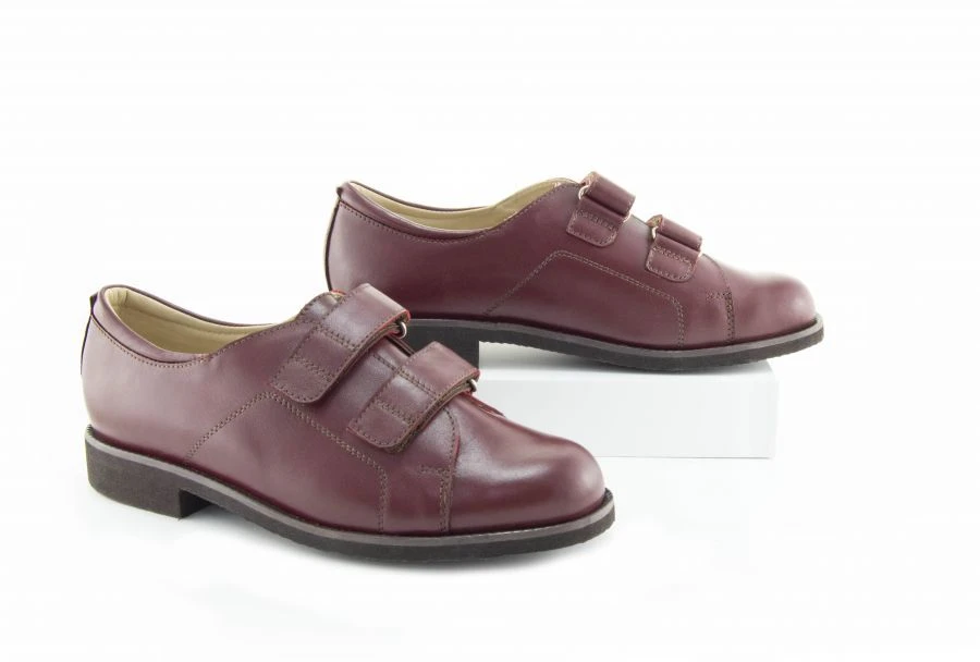 Orthopedic Shoes for Moderate Foot Disorders