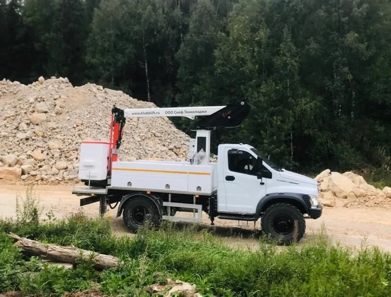 Telescopic Aerial Work Platform with Insulated Boom for High Voltage Operations