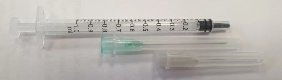 Sterile Single-Use Three-Component Injection Syringe 1ml with Two 22G Needles