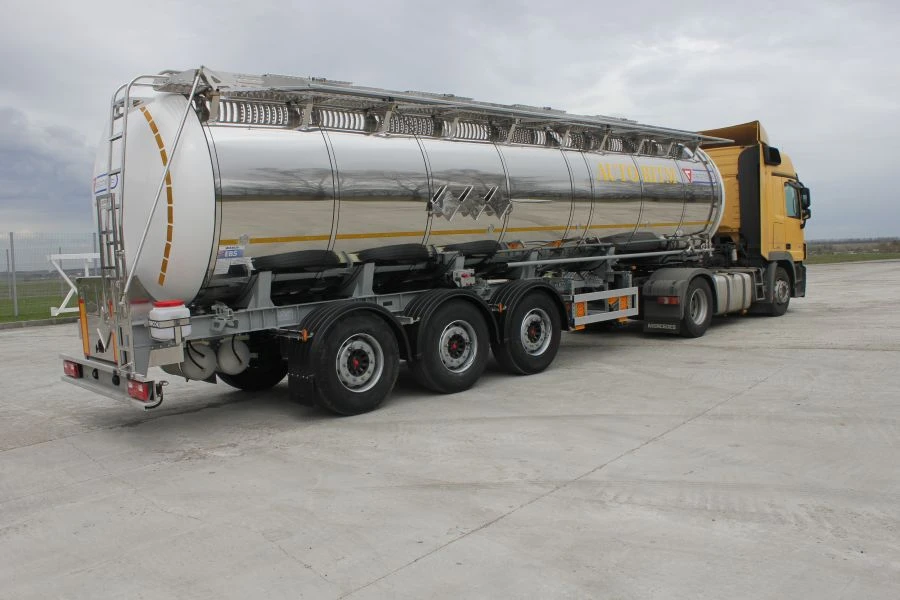 Specialized SF39 Type Semi-Trailer Tank for Dangerous Goods