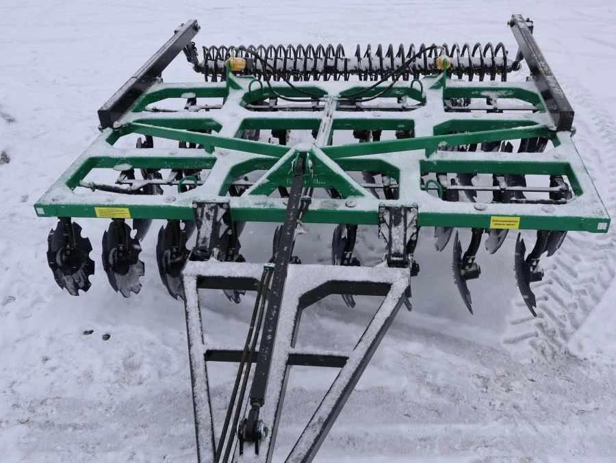 محراث دائري مقطورة BD 3.0x4P مع أسطوانة