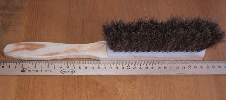Natural Bristle Sweeping Brush with Plastic Attachment