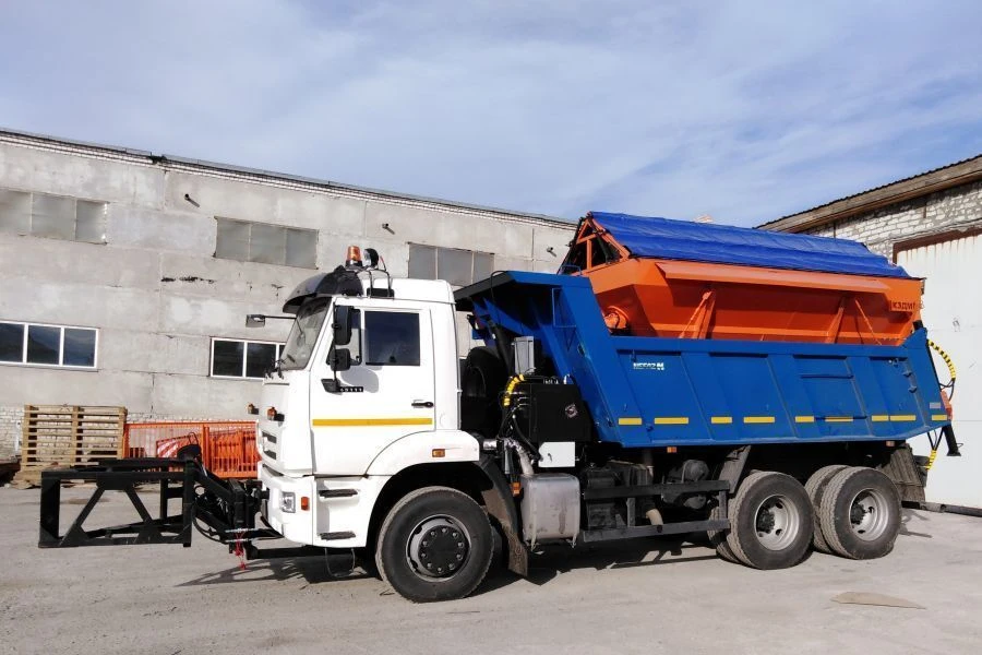 Combined Snow Clearing Machine MD-65111