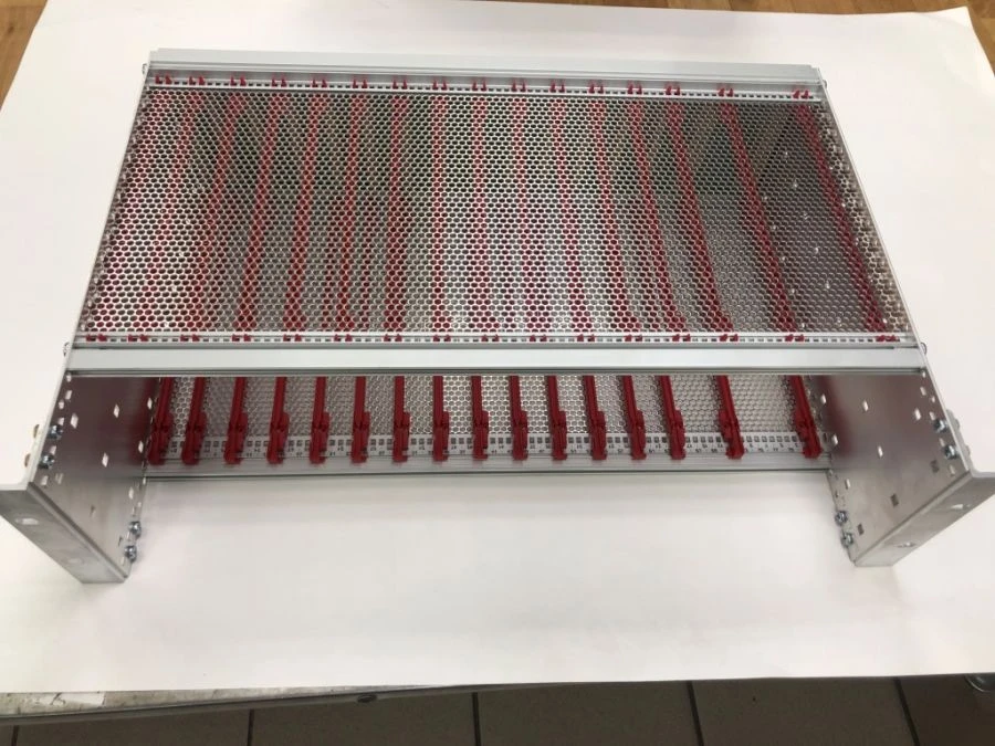 Standard 3U Cassette for Installation of Replacement Elements