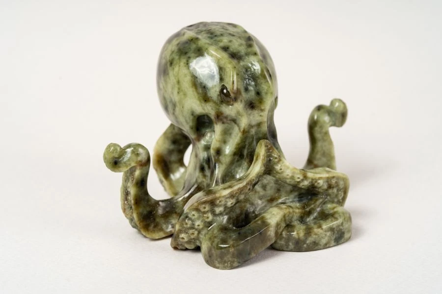 Artistic Stone Carving "Zen" (Jade)