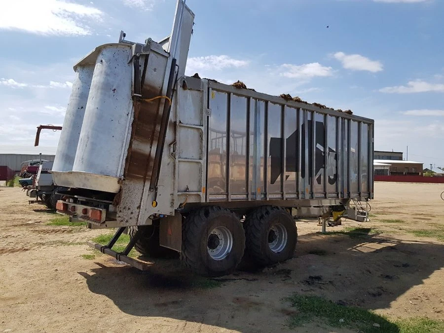 شبه مقطورة جرار PTV-271 للنقل بالجملة