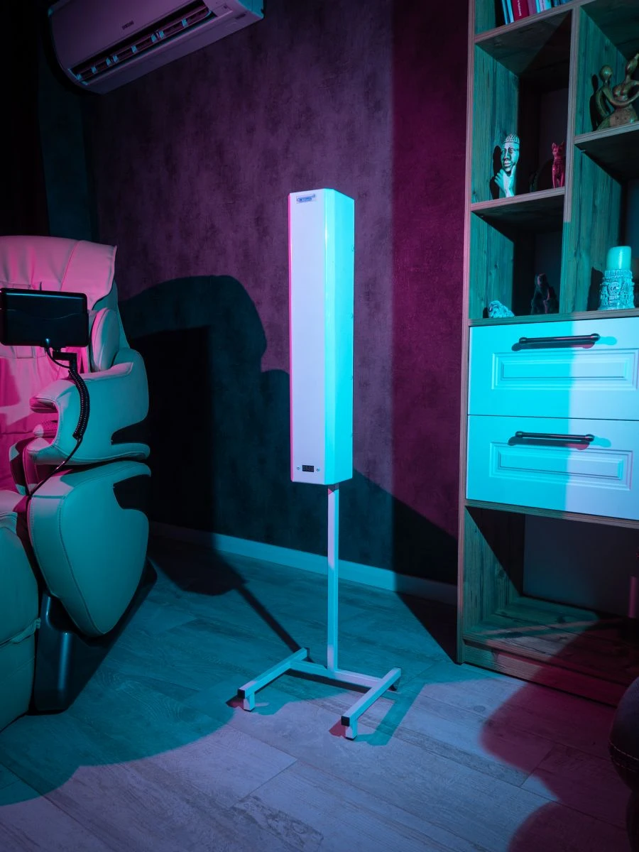 جهاز التعقيم البكتيري بالأشعة فوق البنفسجية "سفيتوفون 130ت