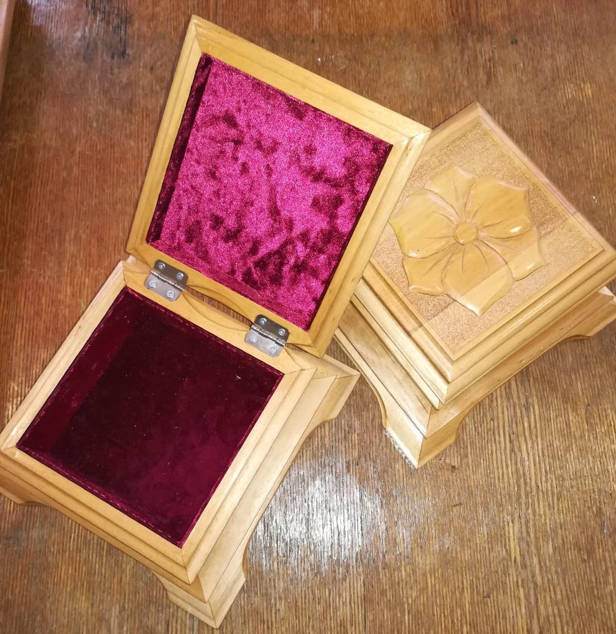 Velvet-Finished Carved Wooden Jewelry Box