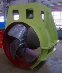 Steering Device with Reversible Electric Drive PU160F