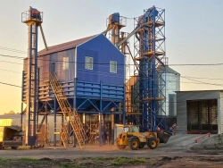 Vertical Grain Elevator NPZ for Efficient Transport