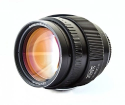 High-Aperture Photography Lens "MC Zenitar 1.2/50 S" for Canon