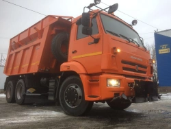 Combined Road Sweeper KMD-65111C on KAMAZ-65111-50 Chassis