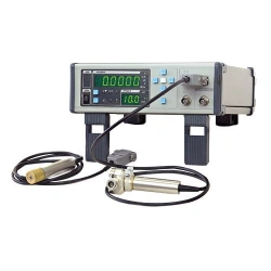High-Frequency Universal Voltmeters V7-83