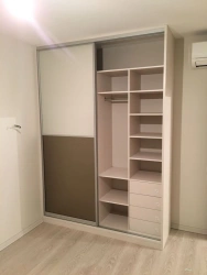 Wooden Cabinet – Customizable Sizes & Finishes