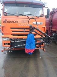 Wet Brush for Cleaning Barrier Fences - SHN5