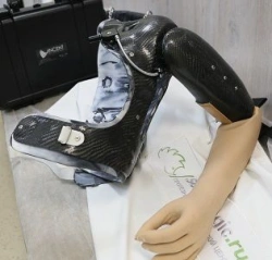 Electromechanical Arm Prosthesis with Control Contact System
