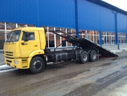 Tow Truck with Crane Model 67068G on KAMAZ 6520 Chassis