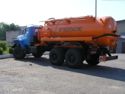 Vacuum Cleaning Machine 5686-0000010-12 for Ural-4320 Chassis