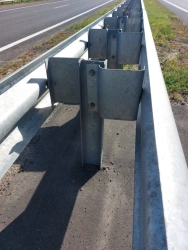 Metal Side Barrier Type Road Safety Retaining Fencing 21 DD