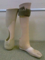 Foot Prosthesis for Enhanced Mobility and Aesthetic Restoration