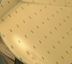 Custom Element Crystal Plate P-Type Transistor 2P7241A-5