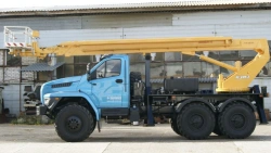 Electric Lift PSS-131.22E on Ural 4320-6151 Chassis