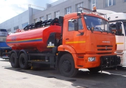 Combined Road Machine KO-823-03 for High-Pressure Cleaning