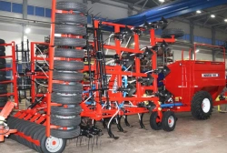 Pneumatic Sowing Complex "Agrator-9800
