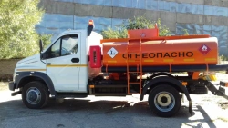 Fuel Transport and Refueling Tanker LKT-ATZ on GAZon NEXT C41R13