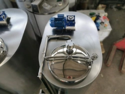 Insulated Milk Storage Tank, Model ET-1500