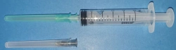 Sterile Single-Use Three-Component Injection Syringe 5ml with Two Needles